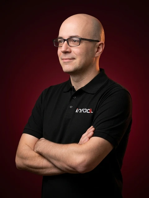 Xevi - Ingeniero Senior de Software y Especialista en Microsoft Access, SQL, VBA y conexiones a APIs en InFoAL